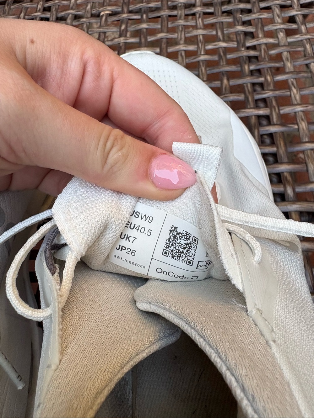 On Cloudnova 2 Sneakers in Ice/Sand NEW - Picture 8 of 11